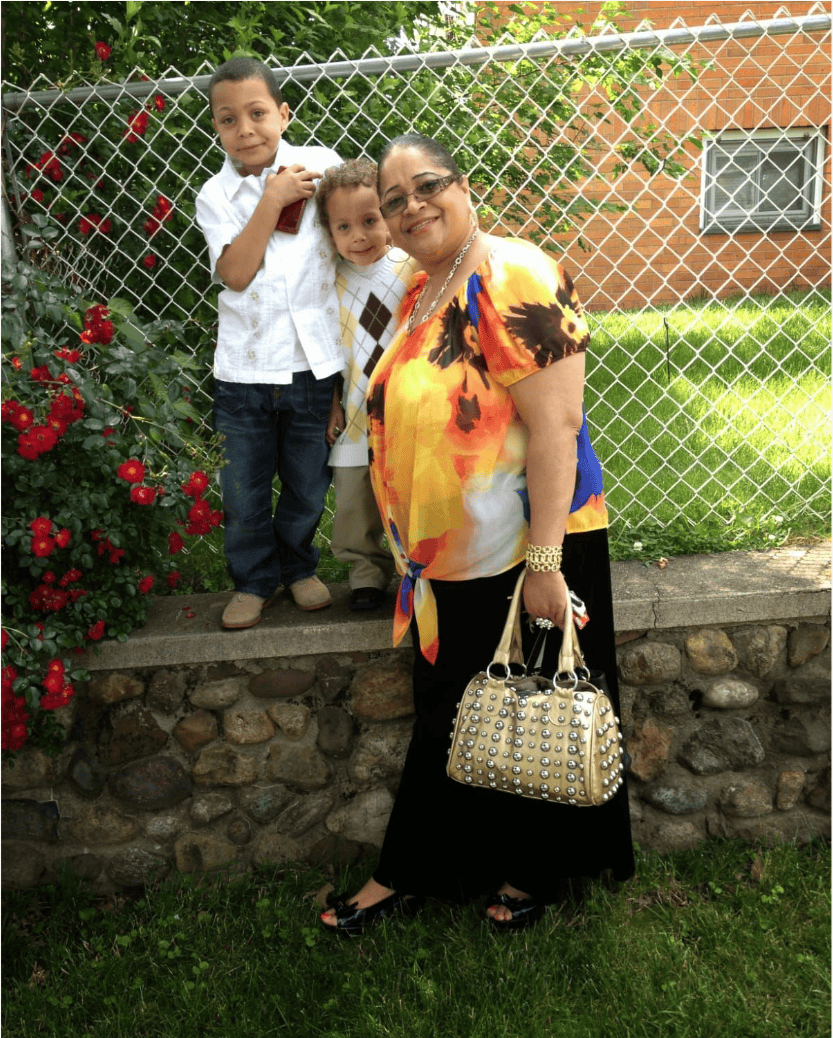 Dawn Young with her grandchildren [Courtesy photo]