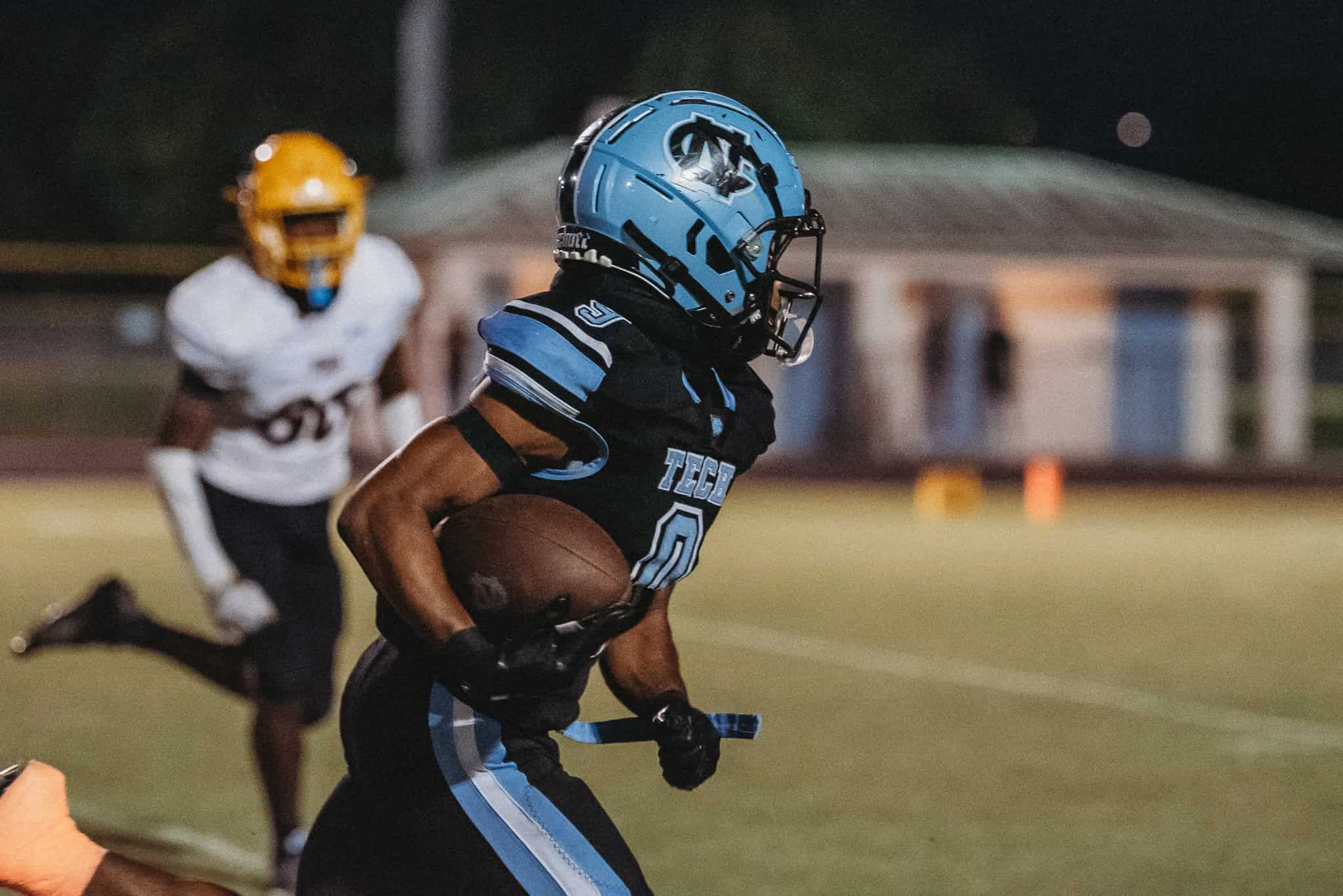 Nature Coast RB, Jasir Harvin (#9) rushes against Palatka. [Photo by Cynthia Leota]